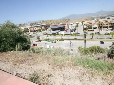 Terreno en Coín