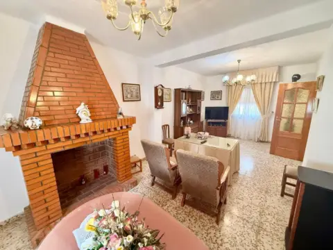 Casa en Jayena