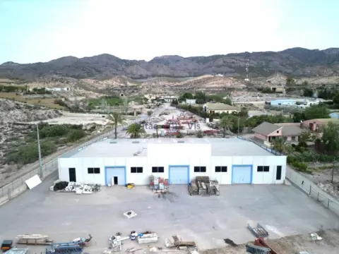 Nave industrial en calle calle Casco Urbano La Hoya