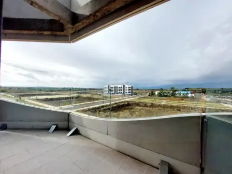 Estudio en Avenida de Elvas-Campus