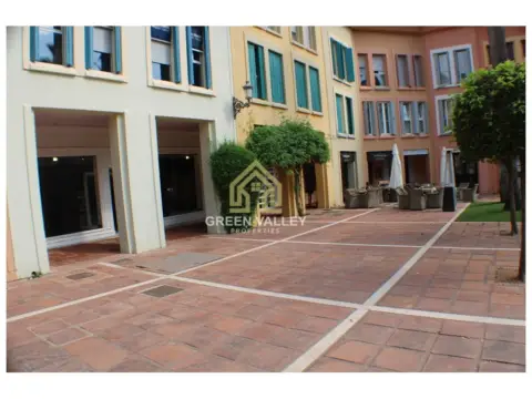 Local comercial en Puerto de Sotogrande-La Marina