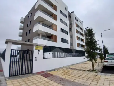 Piso en Avenida de Elvas-Campus