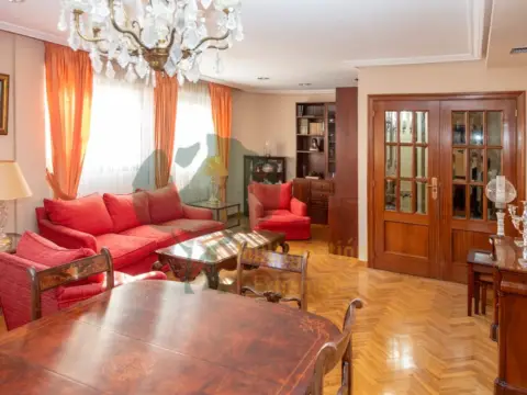 Casa en Casas Baratas