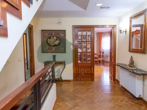 Casa en Casas Baratas