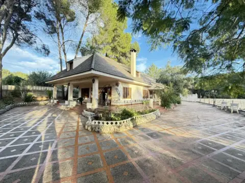 Chalet en El Respirall-Santa Maria de Bonaire-El Racó