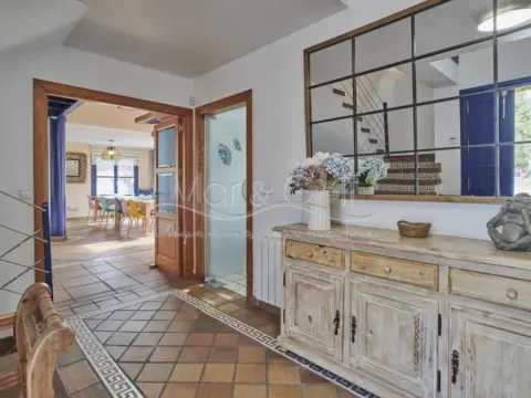 Chalet en calle de Concha Espina, 11