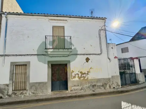 Casa en Navas del Madroño
