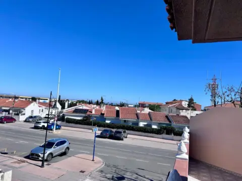 Piso en calle Poseidón, 1