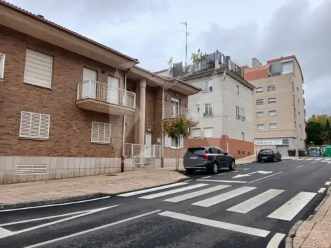 Casa adosada en Los Fratres
