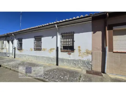 Casa en Mansilla de Las Mulas