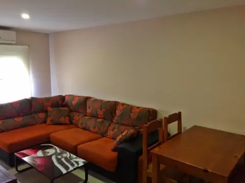 Apartamento en Avenida de Carolina Coronado, 5