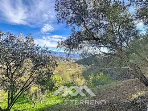 Finca rústica en Macharaviaya