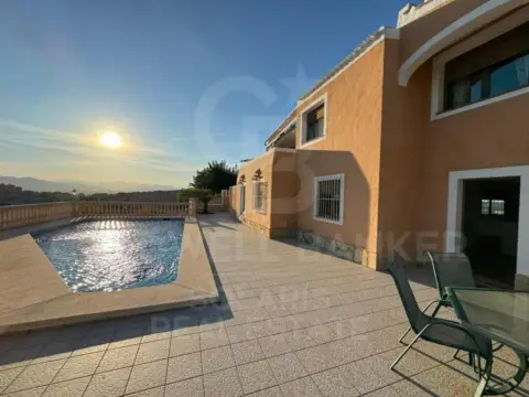 Casa en La Ermita-Montgó