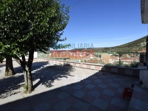 Casa en calle Claveles, 4