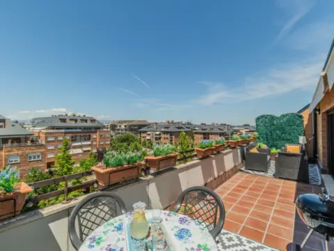Dúplex en Zona Monte del Pilar