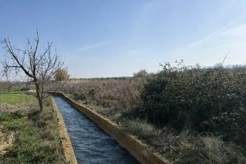 Finca rústica en Agoncillo