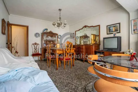 Piso en Cortes Valencianas