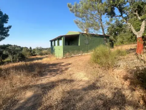Finca rústica en Ctra Alcuescar