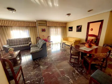 Piso en Calasparra