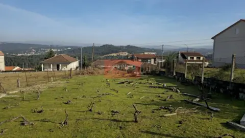 Terreno en calle Principal