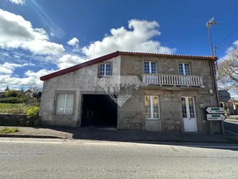 Casa en calle Laxe