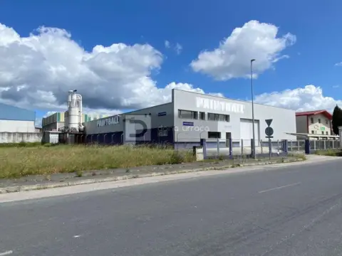 Local comercial en San Cibrao Das Viñas
