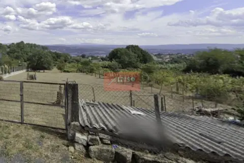 Terreno en Rúa Requeixo