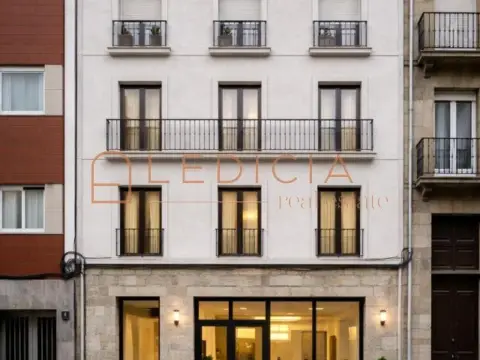 Edificio en calle de los Irmandiños, 9