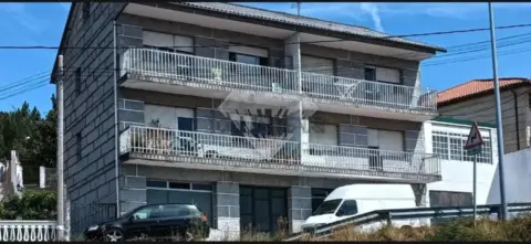Chalet en calle de Paredes