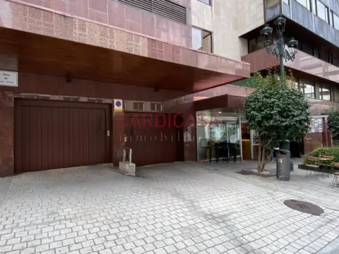 Garaje en calle de Manuel Núñez