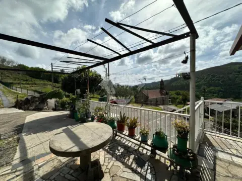 Chalet en calle San Lorenzo - Escuadra
