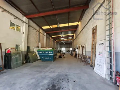 Nave industrial en Mos