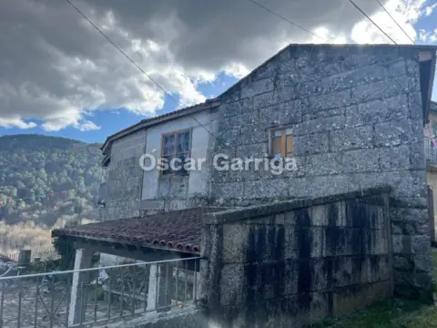 Casa en Boborás