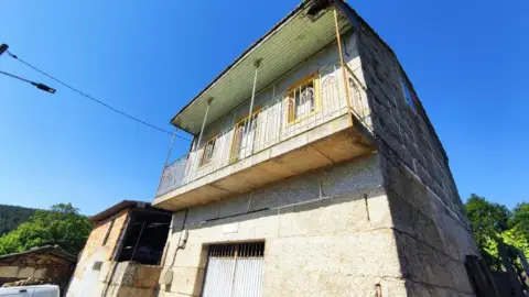 Casa en Toén