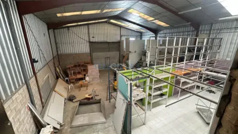 Nave industrial en Avenida del Alcalde Miguel Castaño