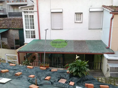 Casa adosada en Ourense