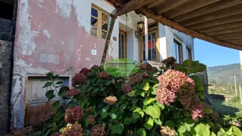 Casa en Cortegada