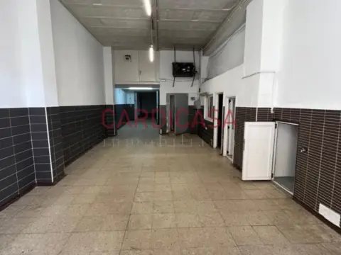 Local comercial en calle de López Mora