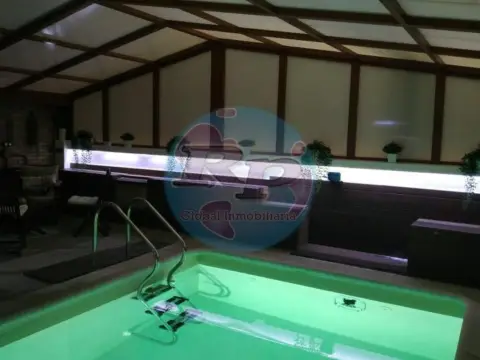 Chalet en Sariegos
