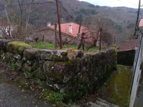Casa en Lobios