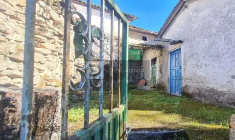 Casa en Xunqueira de Ambía