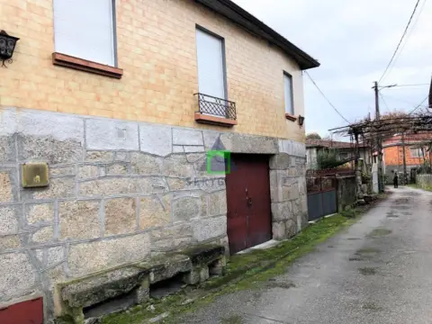 Casa en calle de Campo