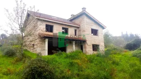 Chalet en Ourense