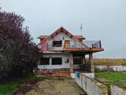Casa en calle CL Pantano de Barcena