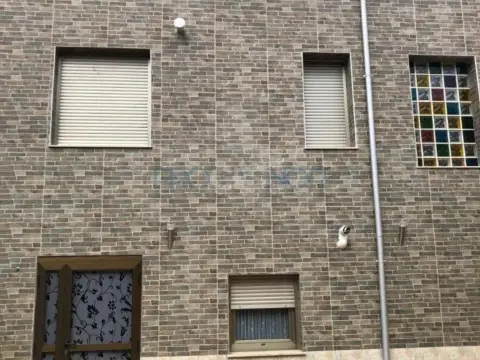 Casa adosada en calle de Alfonso de la Cerda