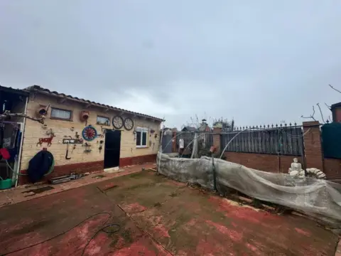 Casa en calle Camino de Las Granjas Polígono 104