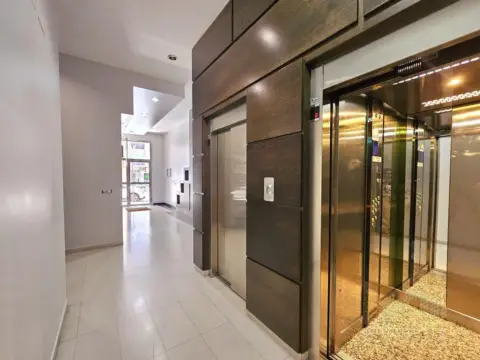 Piso en Avenida Rosalía de Castro