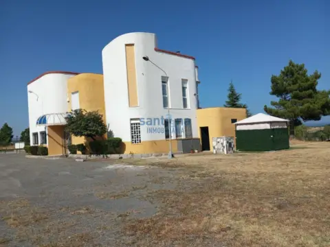 Casa en Garrafe de Torío