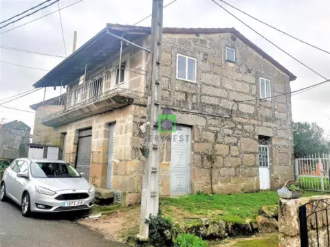 Casa en Pereiro de Aguiar (O)
