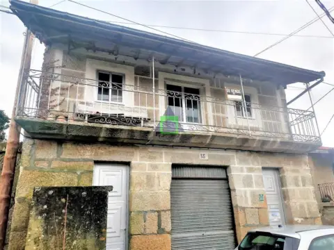 Casa en Pereiro de Aguiar (O)